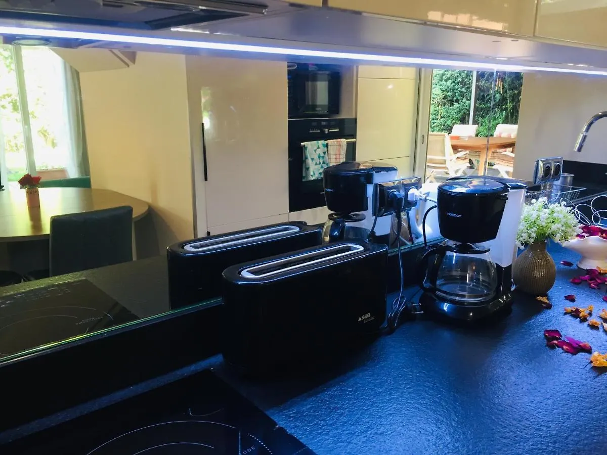 Villa 3 Room Garden Pool Parking 2 Min Beach By Car Cannes