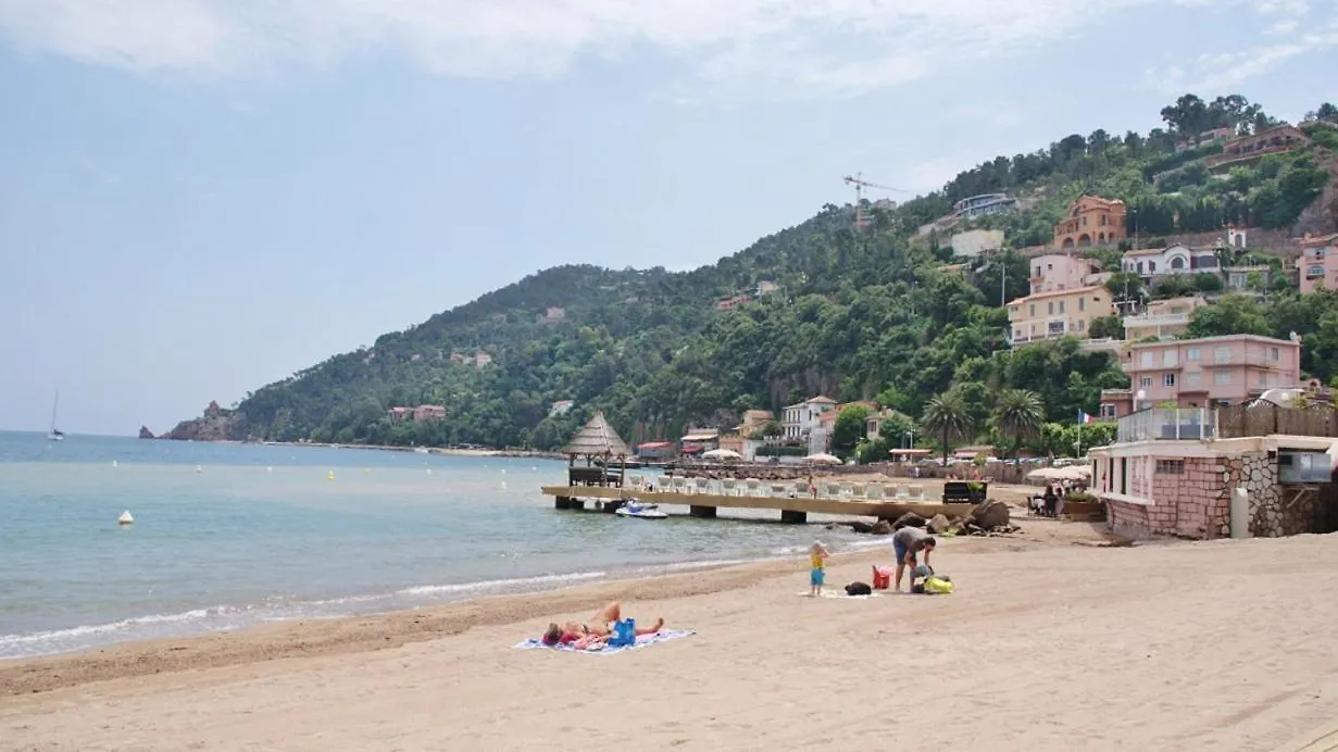 Villa 3 Room Garden Pool Parking 2 Min Beach By Car Cannes